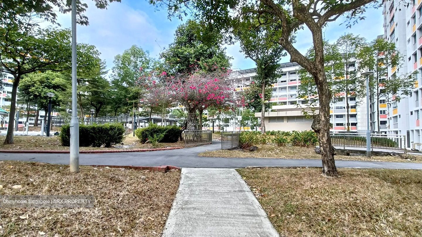 Blk 921 TAMPINES PALMSVILLE (Tampines), HDB 4 Rooms #528684531